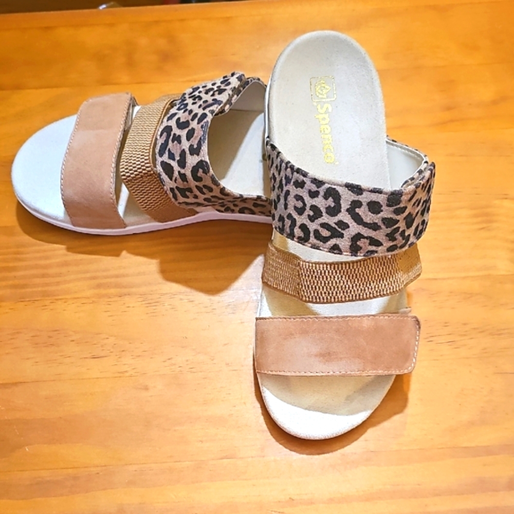 Spenco Revitalign Tessa Tan and Leopard Print Women's Sandals Size 10 Wide
